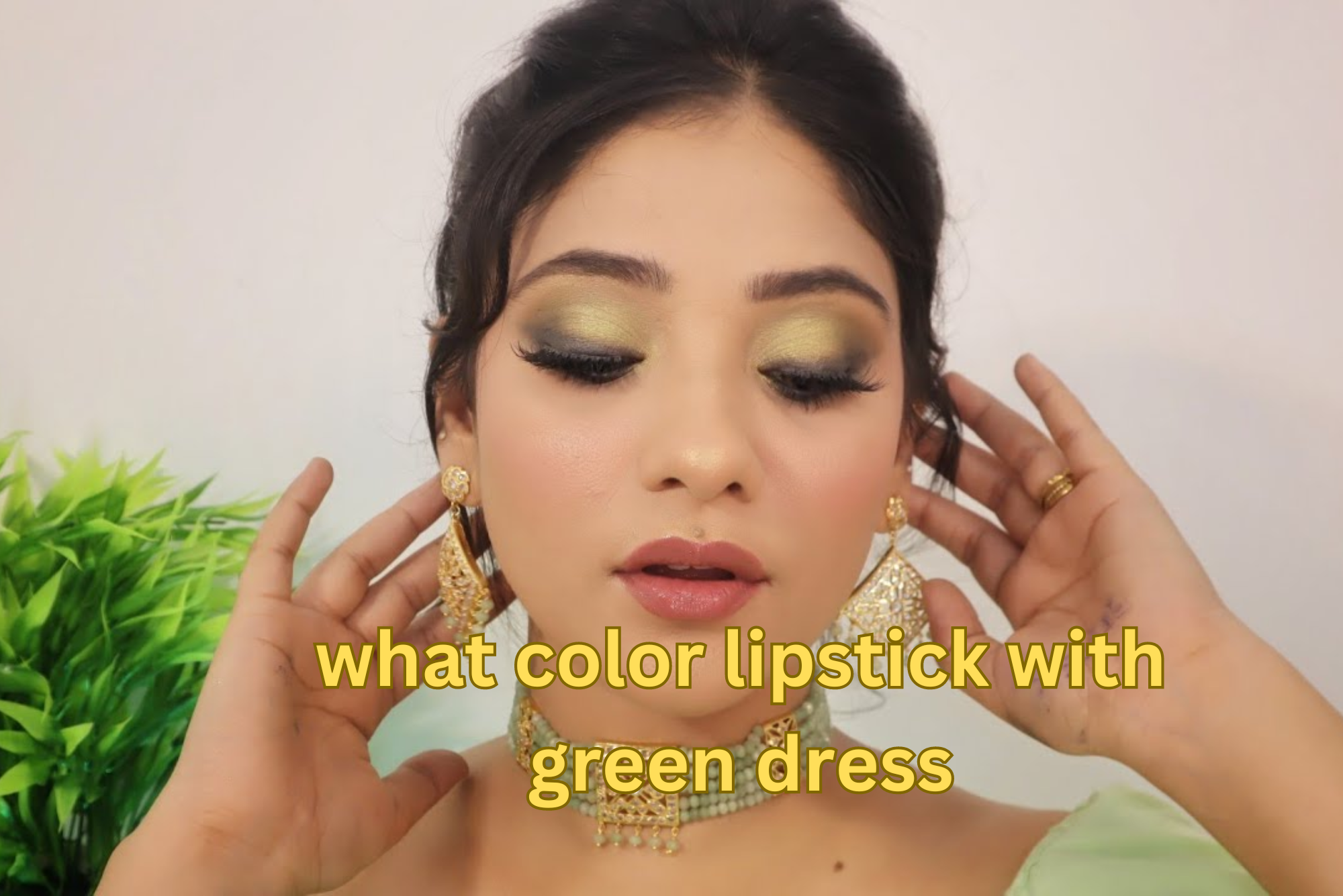 what color lipstick with green dress