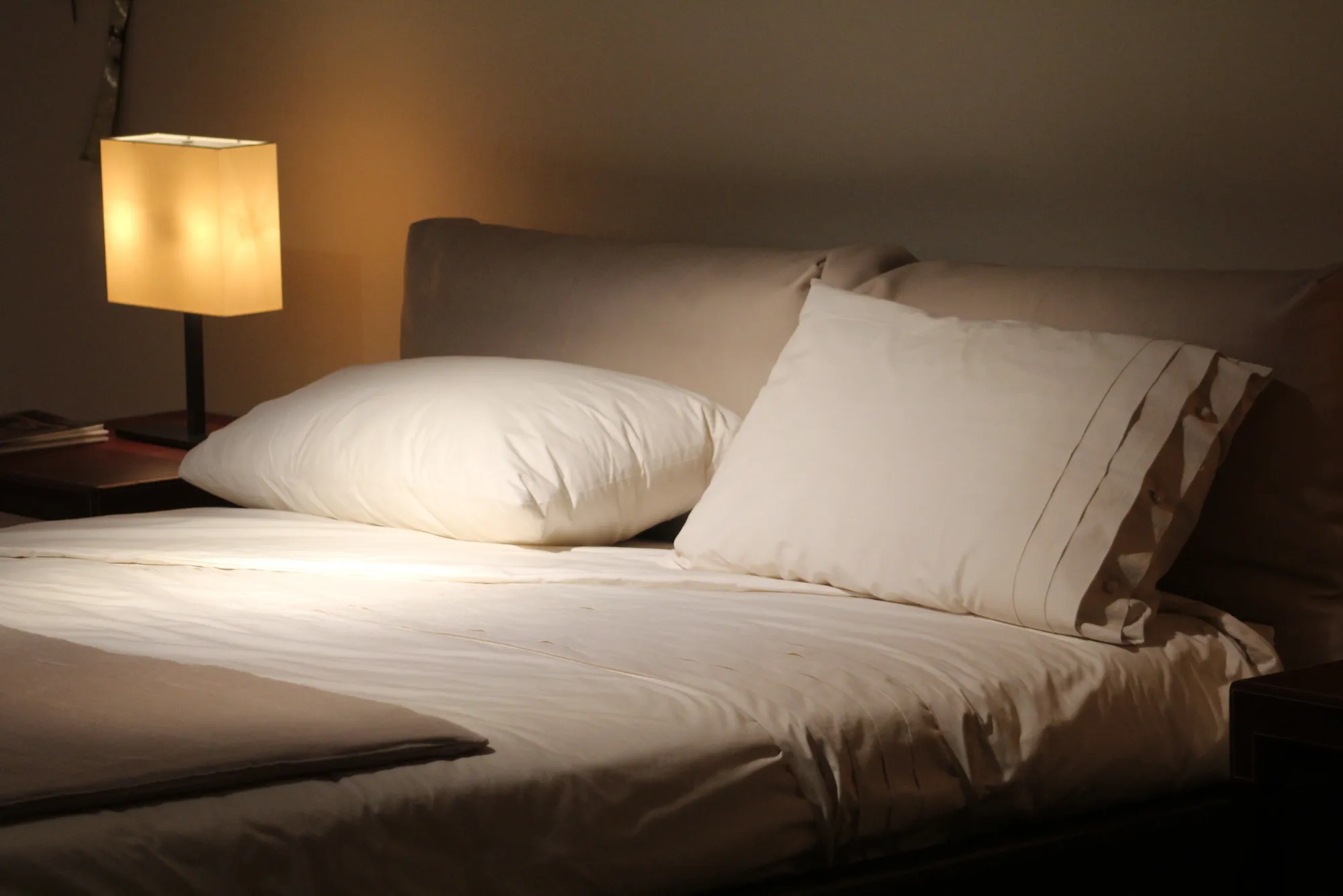High-Quality Hotel Linens Material for Comfort & Durability