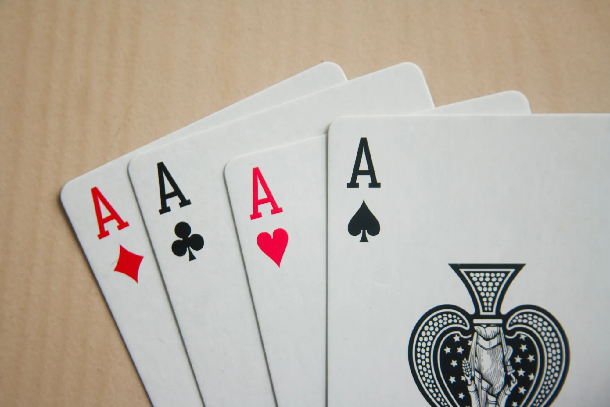 Which Romanian Bitcoin Casinos Offer Live Dealer Games