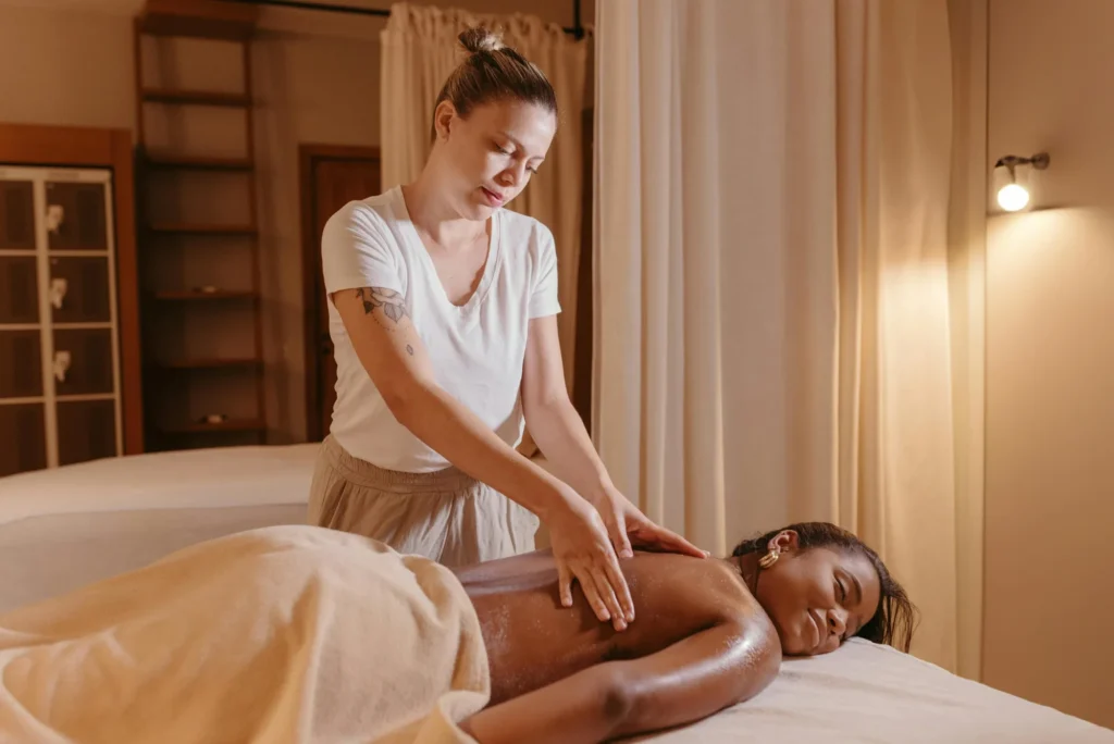 Can Women Book Outcall Massage in Dubai