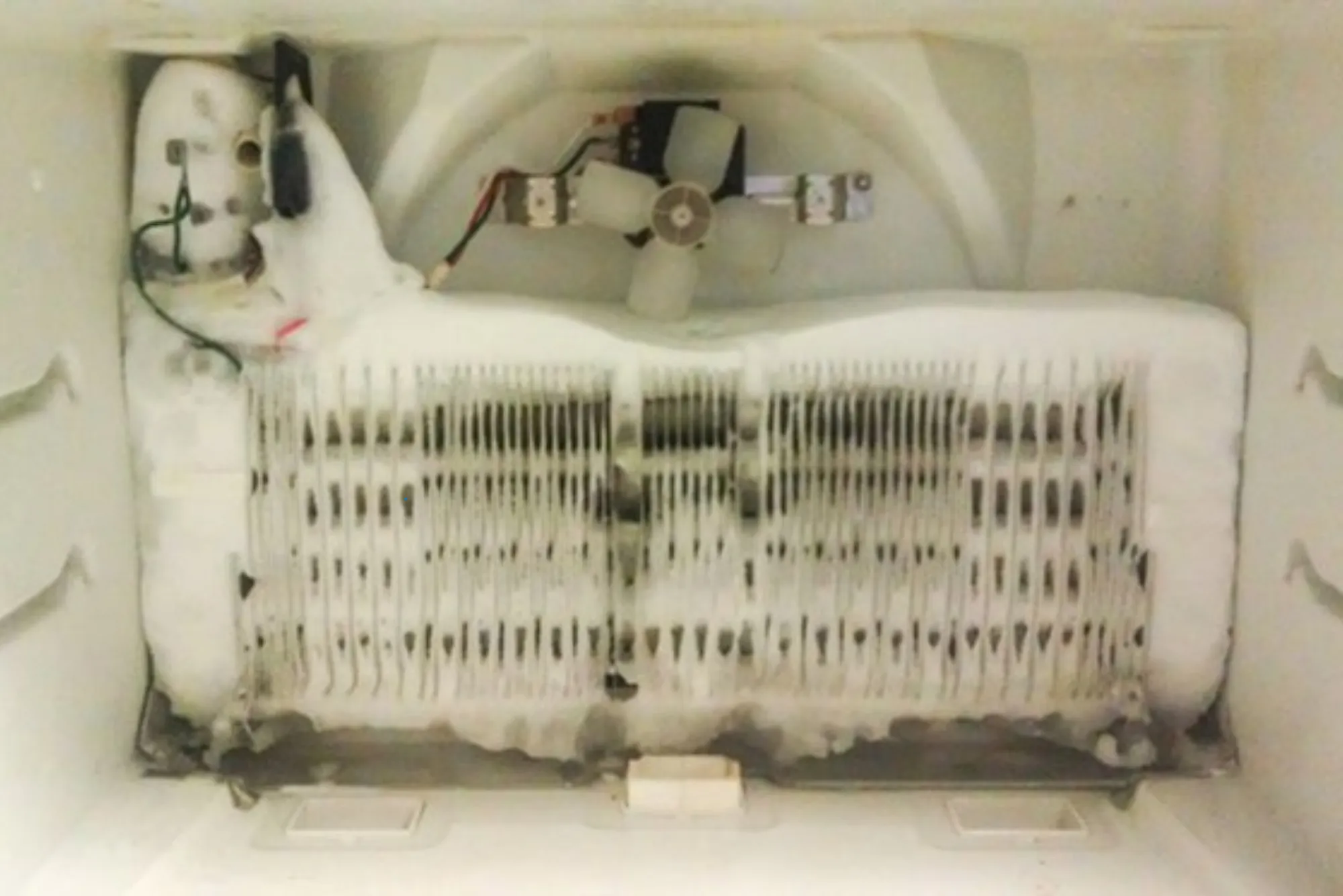 How to Fix Refrigerator Evaporator Problems