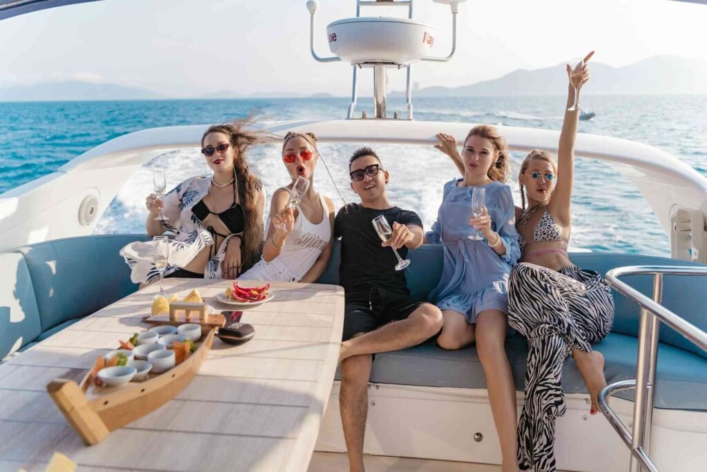 How to Plan a Budget-Friendly Luxury Trip