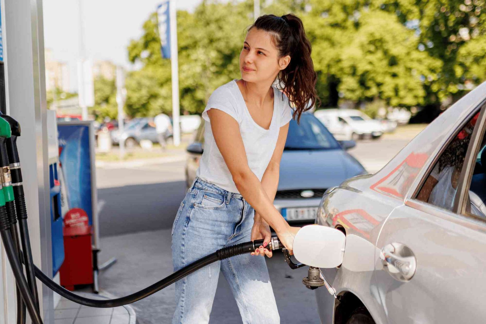 How to Save Money on Car Fuel in 2025