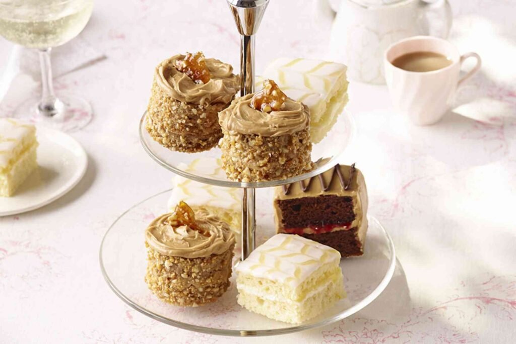 Top Snacks for Tea-Time Evenings