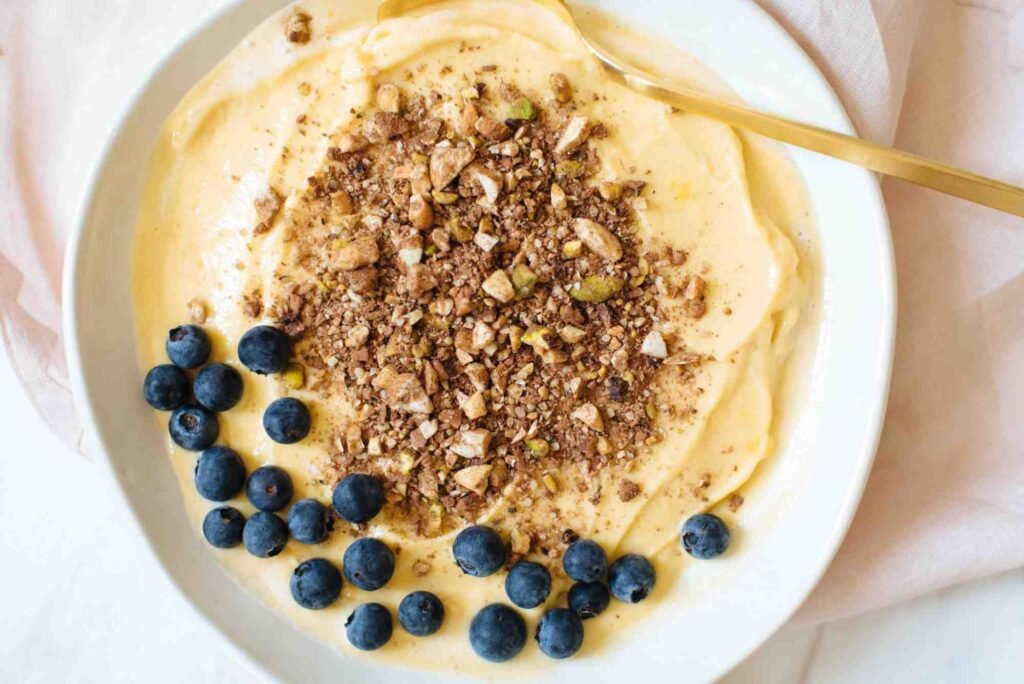 How to Make a Healthy Smoothie Bowl