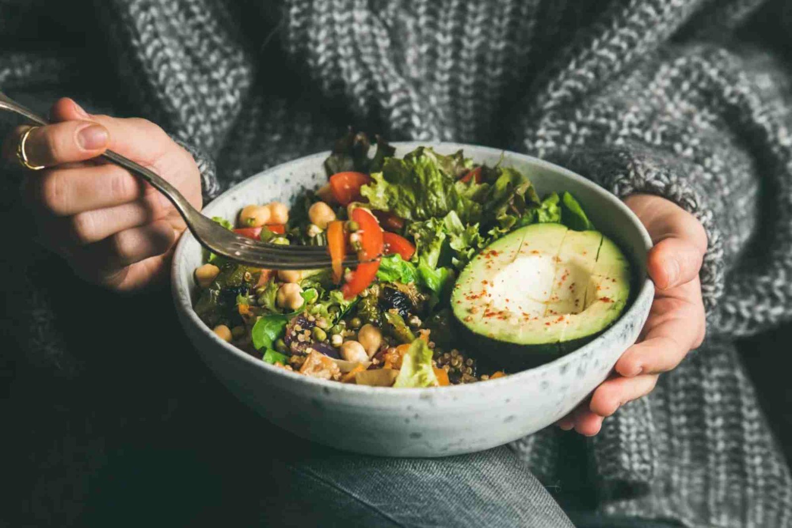 How to Stay Healthy While Traveling Abroad