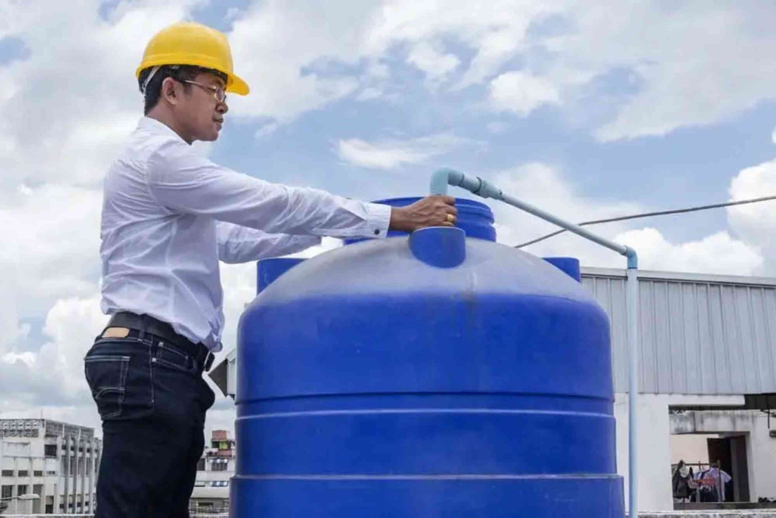 Why Water Tank Cleaning Is Essential For Health And Safety